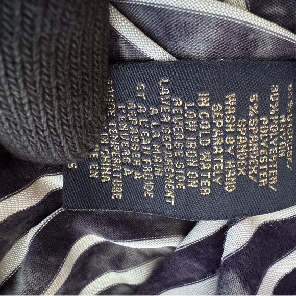 Black & White stripped 3/4 sleeves top bu Coco Y Club - XLG - Picture 4 of 6